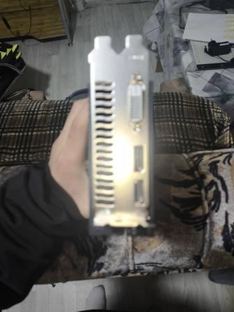 СРОЧНАЯ ПРОДАЖА! Видеокарта RX 580 8GB.