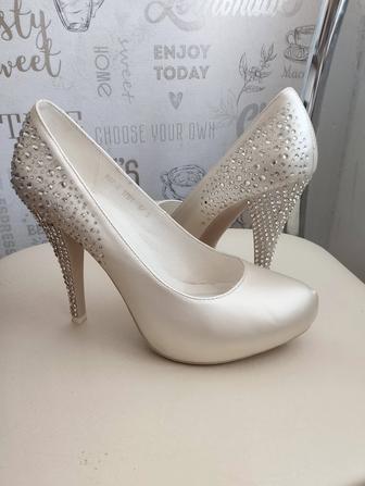 Продам туфли, одевались 1 раз