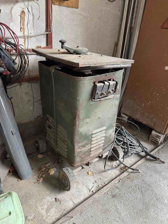 Продам сварочный аппарат советский, рабочий