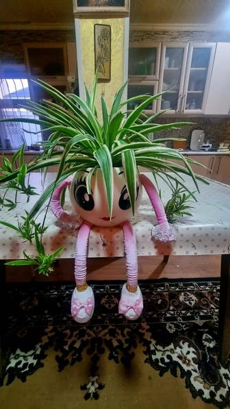 Продам новые горшки для цветов,кашпо.цены разные.В единственном экземпляре.