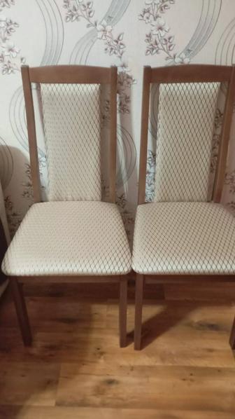 Продам деревянные стулья