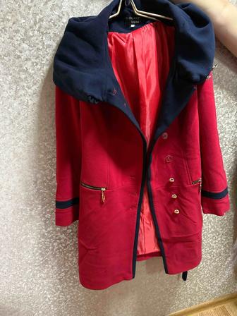 Пальто демисезонное