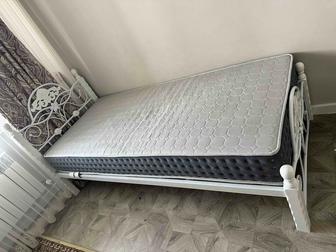 Продам кровать 90х200