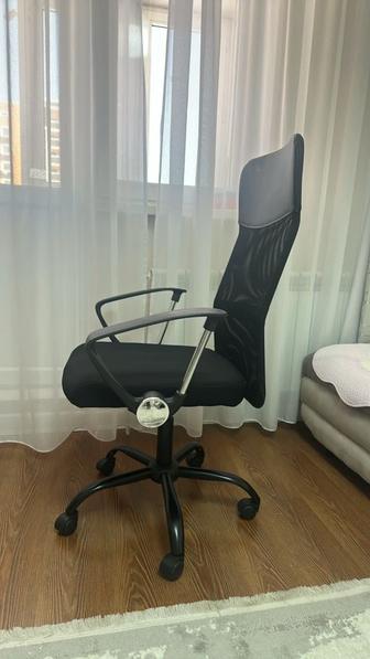 Компьютерный кресло