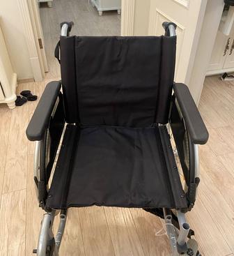 Продам коляску инвалидную