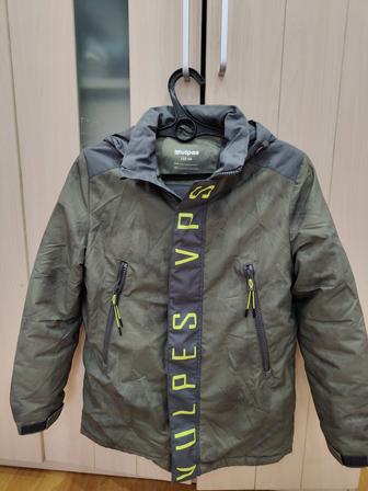 Продам куртку осень-зима 152 р-р