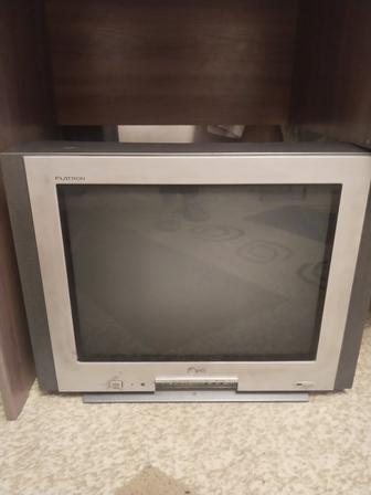 Продам телевизор б/у