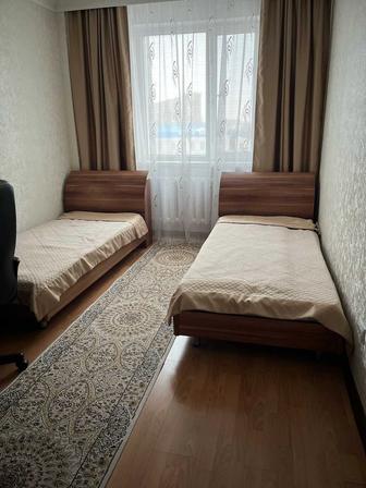 Продам спальный гарнитур