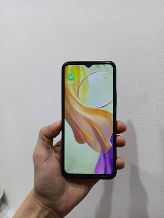 Продам телефон Vivo Y03