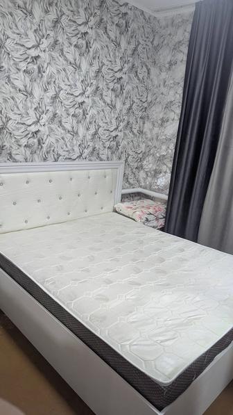 Продам пружинный БУ матрас ТОРГ УМЕСТЕН
