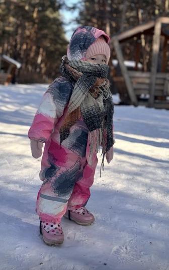 Продам комбинезон для девочки