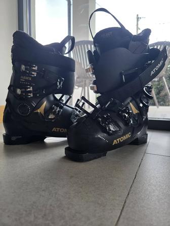 Горнолыжные ботинки Atomic