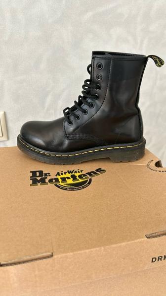 Ботинки осенние женские Dr. Martens