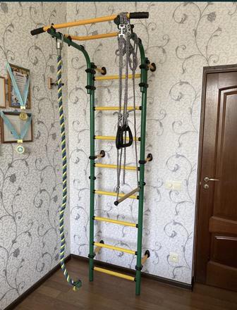 Детский спортивно-игровой комплекс