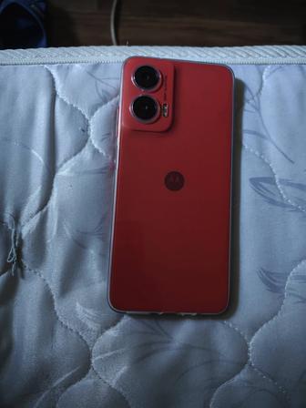 Продам смартфон Моторола g35 5G 8ГБ/256ГБ красный