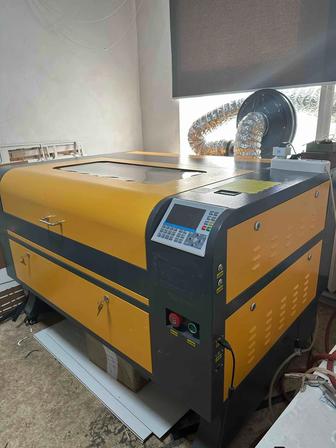 Продам лазерный станок 90х60, 100W, Ruida