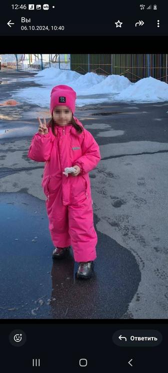 Продаю зимний комбинезон для девочки 4-5лет