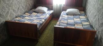 продам две кровати односпальные