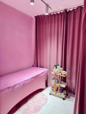 Сдается в аренду место в салоне для мастера по наращиванию ресниц