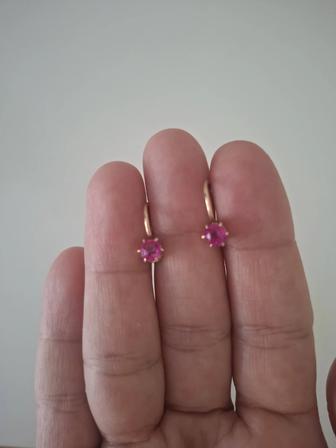 Золотые серьги