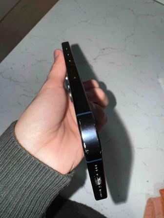 Продаю телефонайфон 15 про 128гб