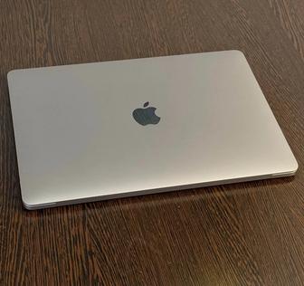 MacBook 13-inch. 16gb, 1TB в хорошем состоянии