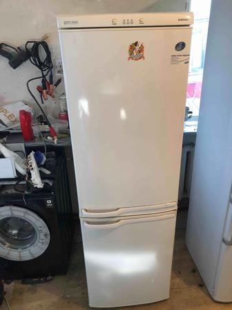 Продам холодильник с доставкой