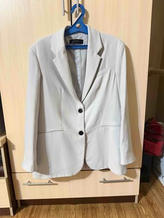 Продам светло серый пиджак, турция