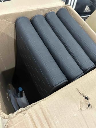 Продам стол со стульями