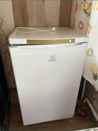 Продам морозильную камеру в отличном состоянии