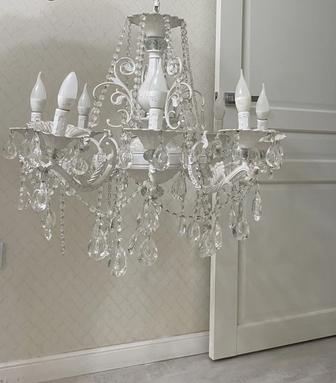 Продается люстры в хорошем состоянии