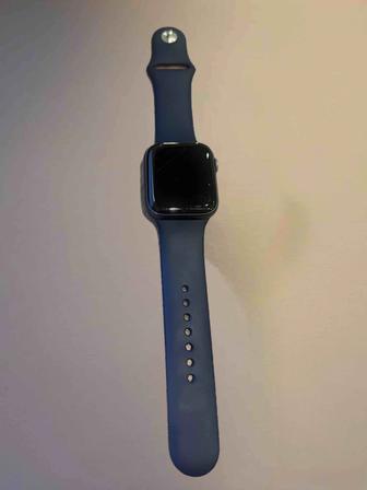 Apple Watch 4, 44mm