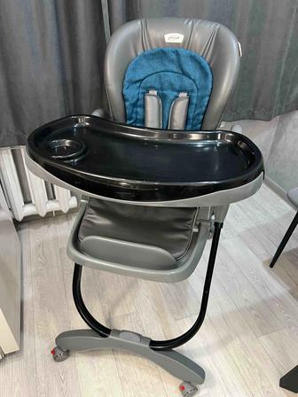 Продам детский стульчик для кормления