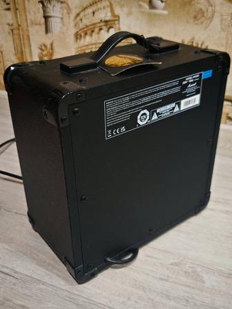 Продам гитару плюс комбоусилитель