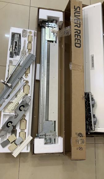Продам вязальную машину SILVER REED SK 280 5 кл двухфонтурная
