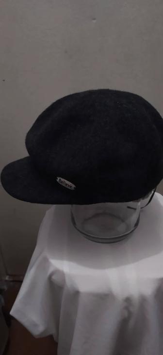 продам женские шерстяные кепки