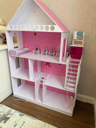 Кукольный дом с подсветкой