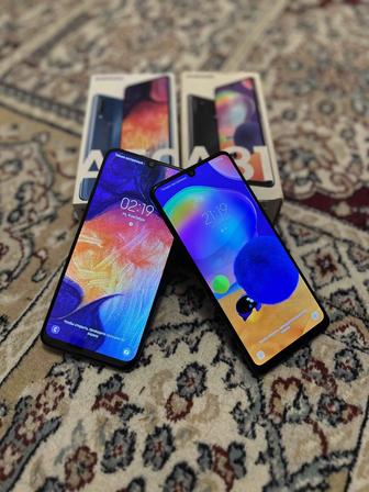 Продам срочно Samsung A50