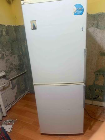 Холодильник