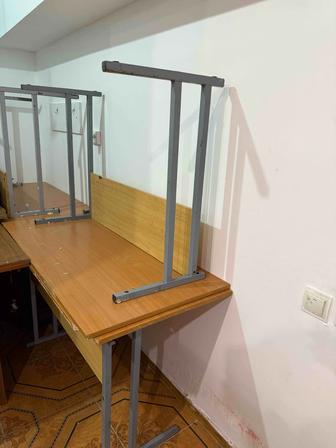 Письменный стол бу в хорошем состоянии