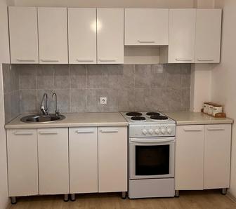Кухонный гарнитур. Плита в подарок