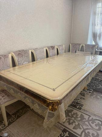 Складной стол со стульями