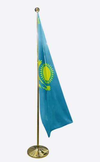 Флагштоки кабинетные