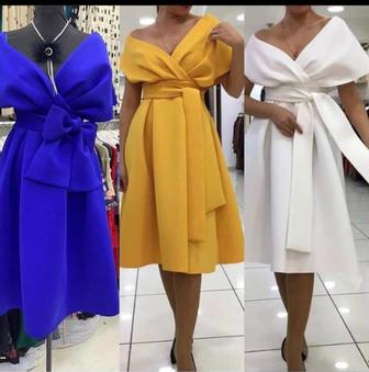 Элегантное синее платье