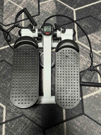 Продам тренажер степпер