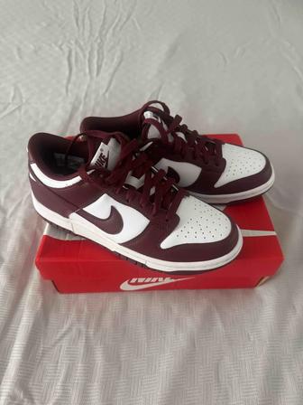 Продам новые кроссовки Nike (оригинал) заказала с Америки. Размер 36,5