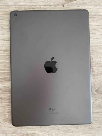 iPad 7 32 GB на запчасти