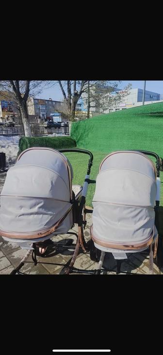 Продам коляску для двойняшек.