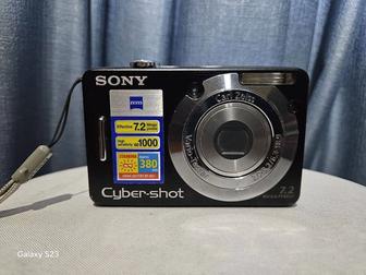Цифровой фотоаппарат Sony Cuber-shot