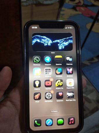 Продам iPhone 11